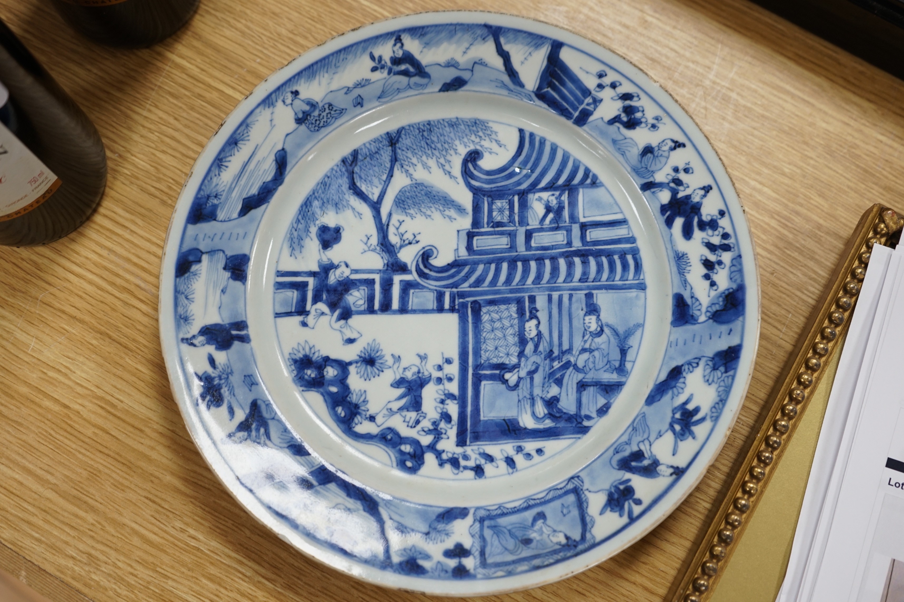 A Chinese Kangxi blue and white plate. 26cm diameter